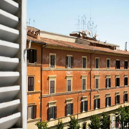 Trasteverehome - San Cosimato View On Trastevere Square * Roma